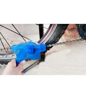 Przyrząd narzędzie do czyszczenia łańcucha rower
