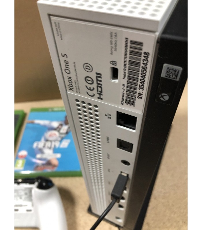 Konsola XBOX ONE S 500GB 2 Gry